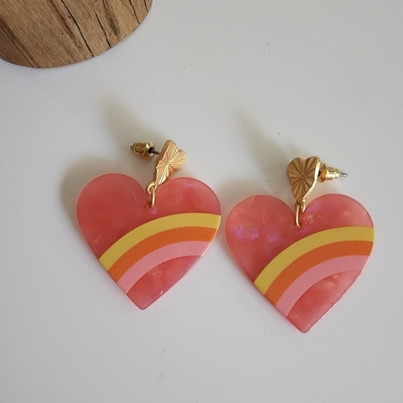 NEW Retro Pink Marble Heart Earrings - Picture 7 of 7